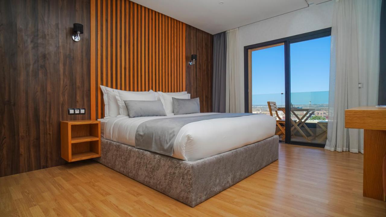 Razane Hotel Κενίτρα Εξωτερικό φωτογραφία