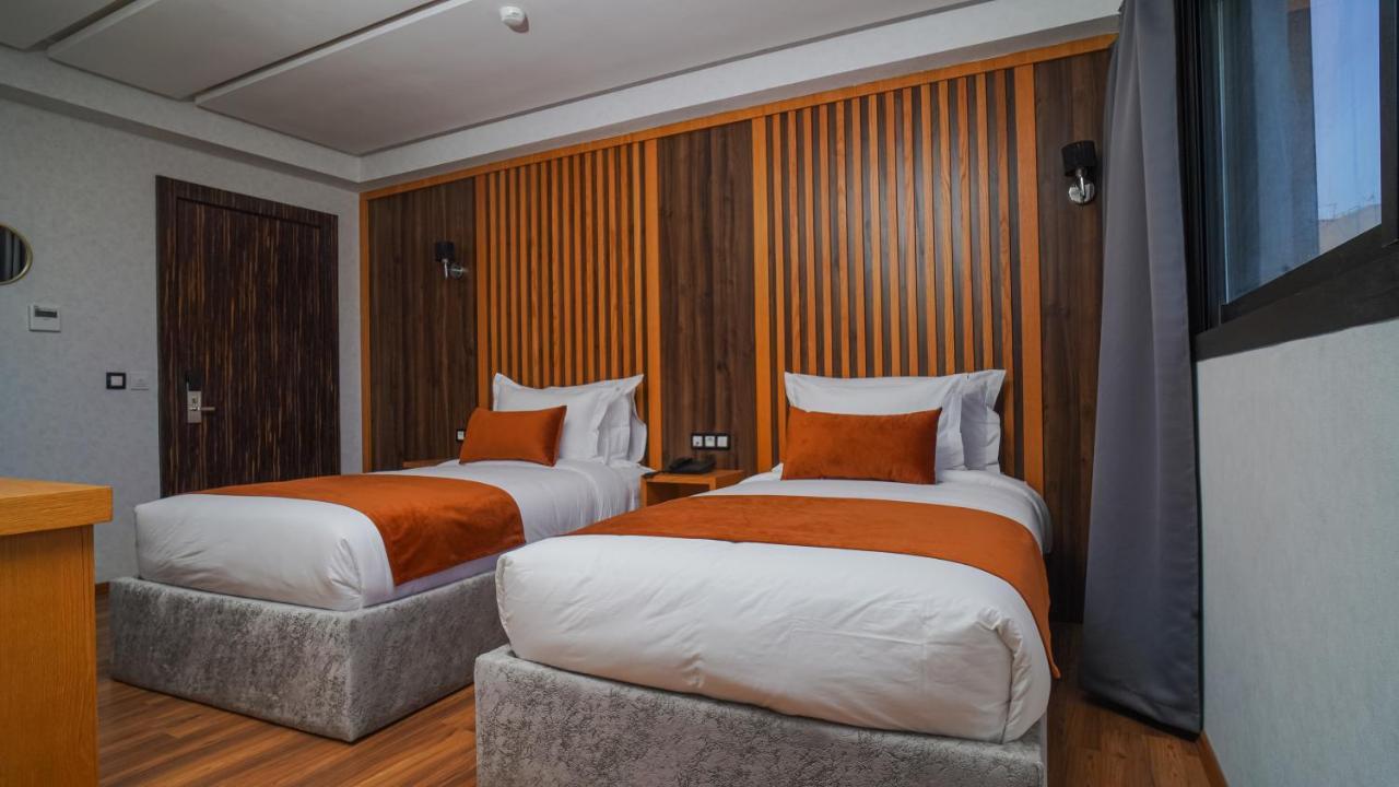 Razane Hotel Κενίτρα Εξωτερικό φωτογραφία