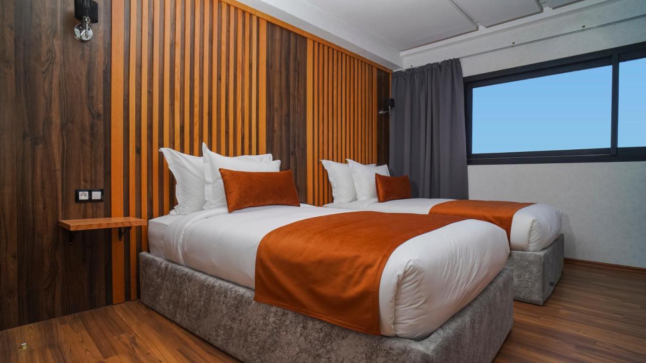 Razane Hotel Κενίτρα Εξωτερικό φωτογραφία