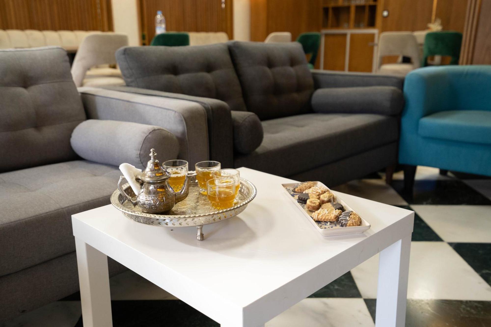 Razane Hotel Κενίτρα Εξωτερικό φωτογραφία