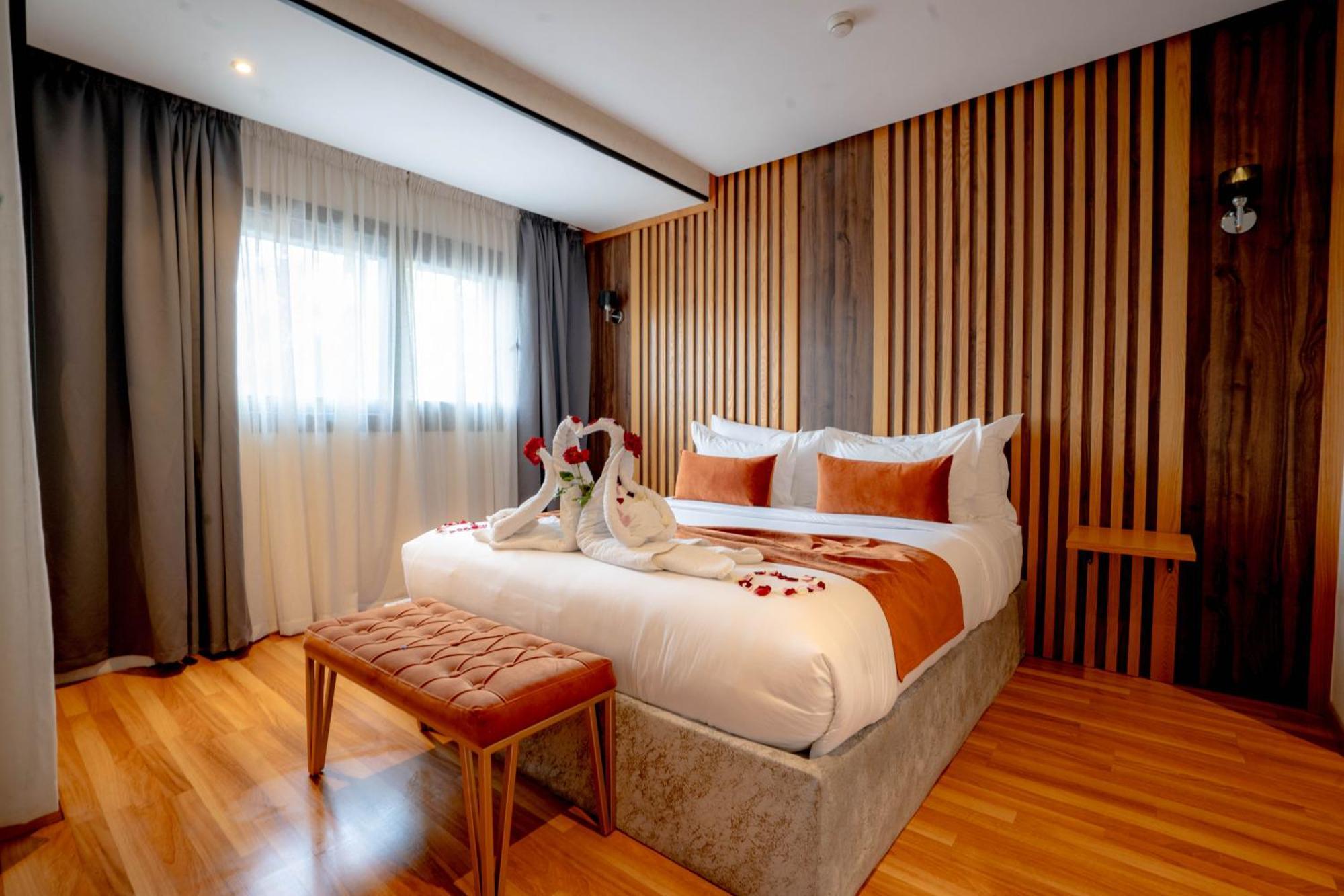 Razane Hotel Κενίτρα Εξωτερικό φωτογραφία
